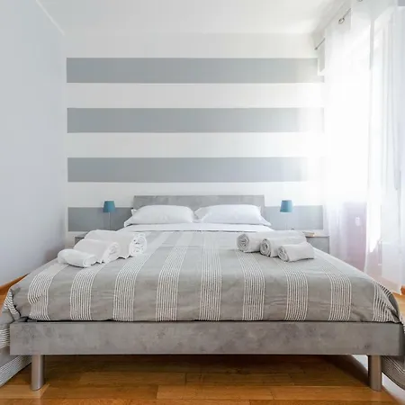 Apartment Sant'orsola Colorful Huge *