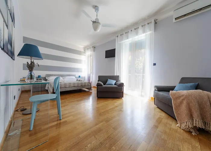 Apartman Guesthost - Sant'orsola Colorful Huge *