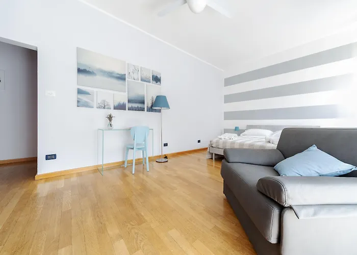 Guesthost - Sant'orsola Colorful Huge Apartman Bologna